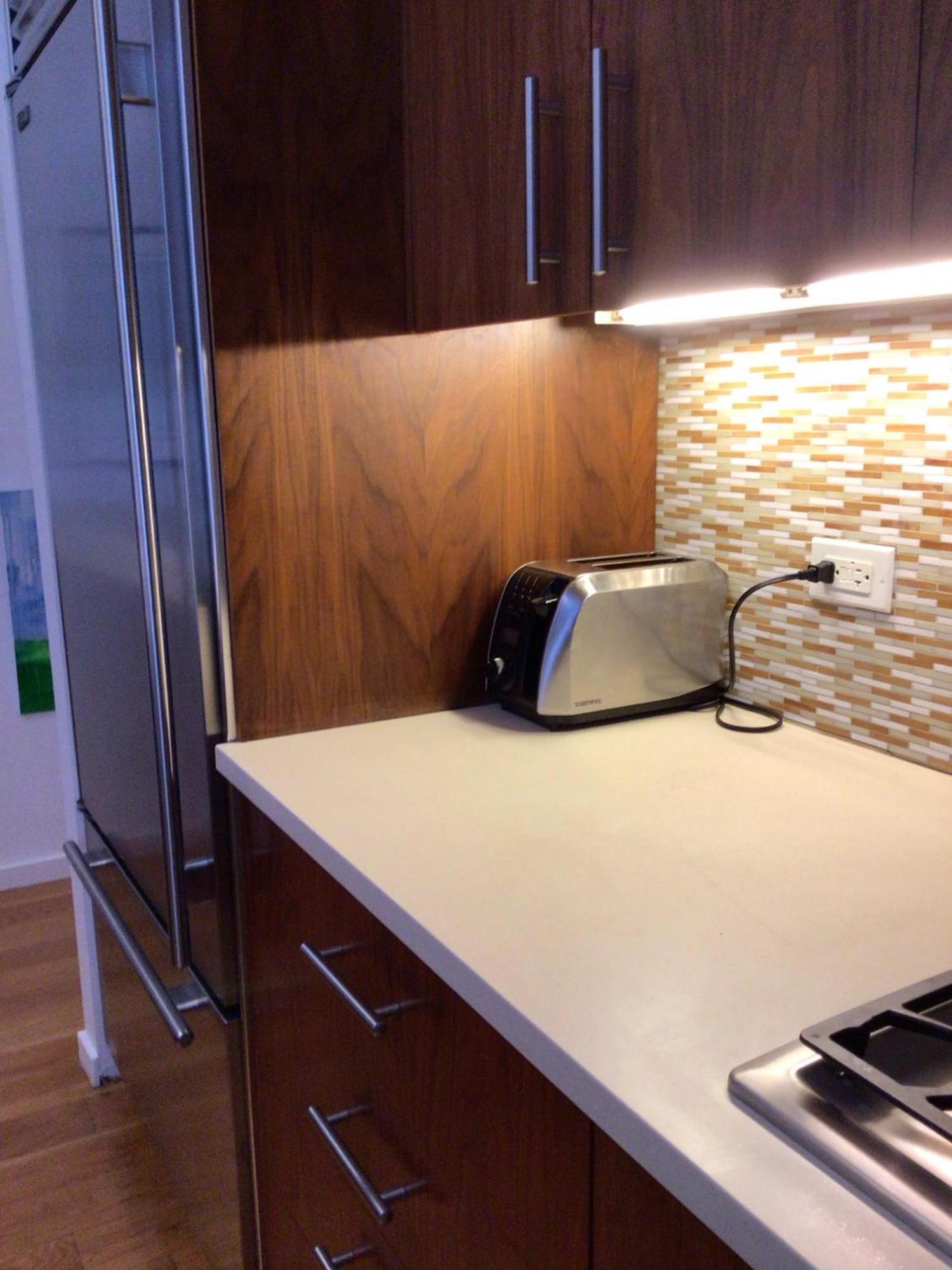 Large And Luxurious In Strivers Row Apartment *