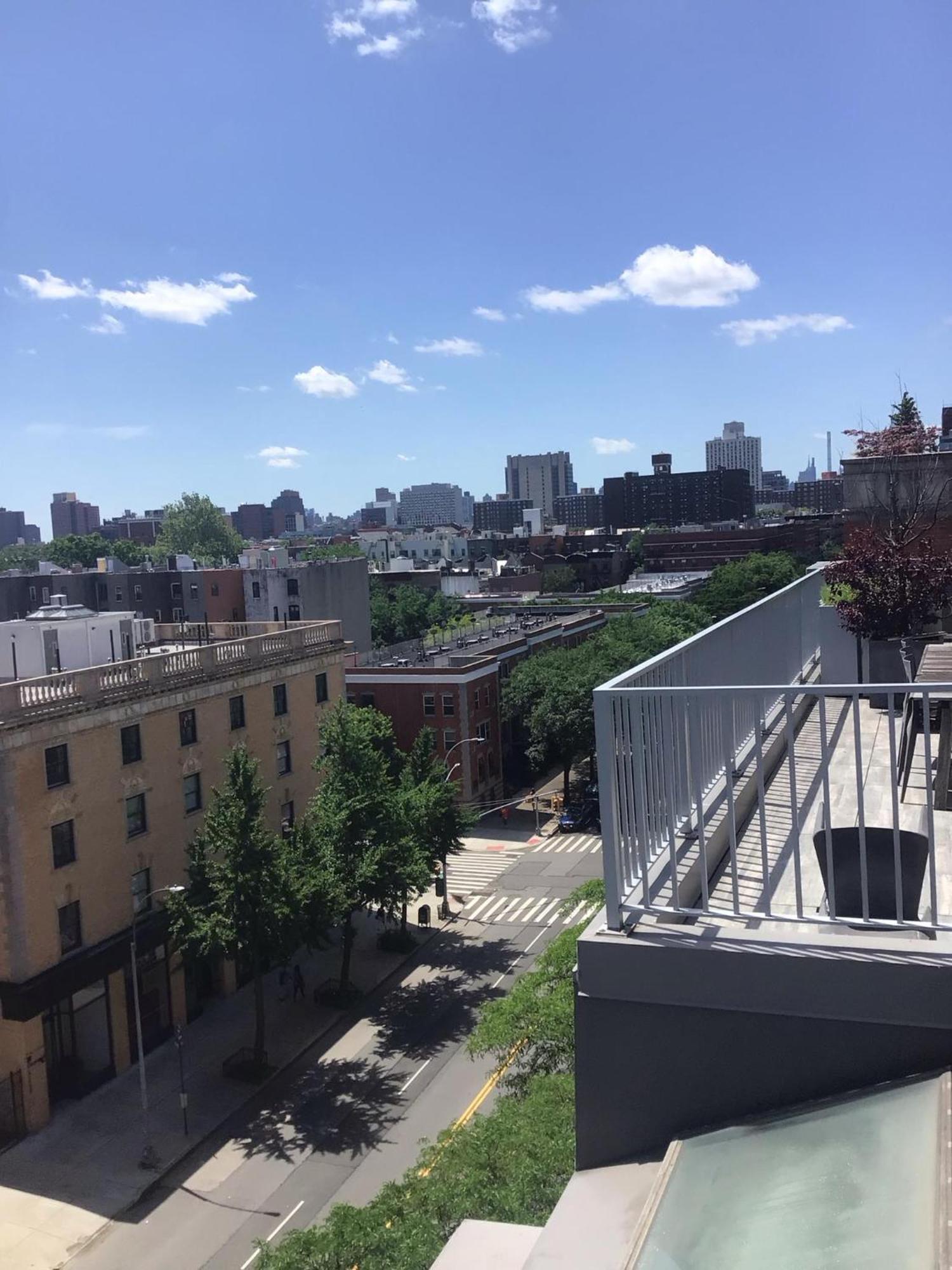 Large And Luxurious In Strivers Row *